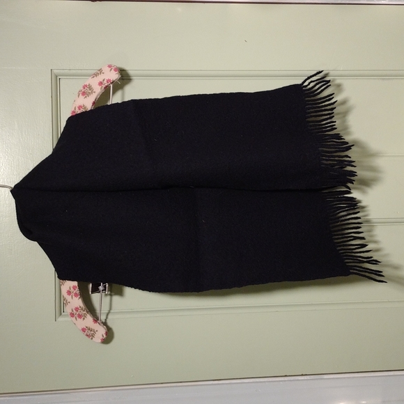 Kids basic black wool Harry Potter style scarf - Picture 1 of 3